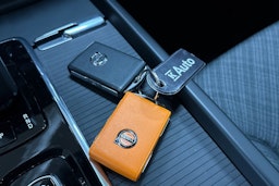 musta Volvo V60 2023 kuva 29.