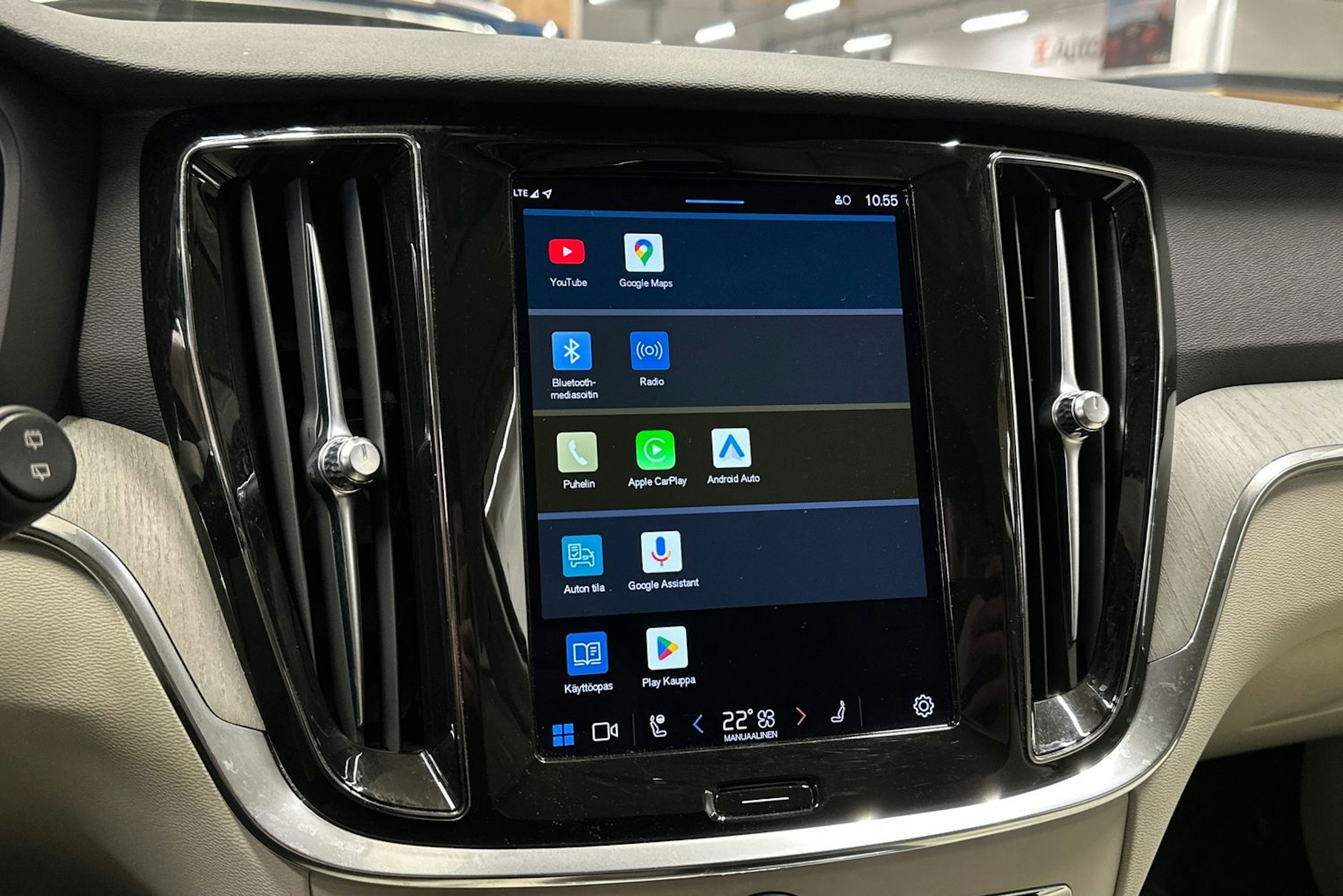 ruskea (beige) Volvo V60 2023 kuva 22.