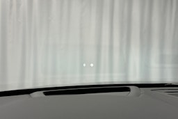 musta Volvo V60 2023 kuva 17.