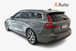 harmaa Volvo V60 2023 kuva 2.