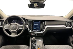 harmaa Volvo V60 2023 kuva 7.