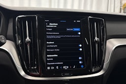 harmaa Volvo V60 2023 kuva 19.