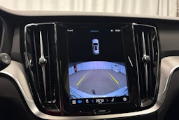 harmaa Volvo V60 2023 kuva 20.