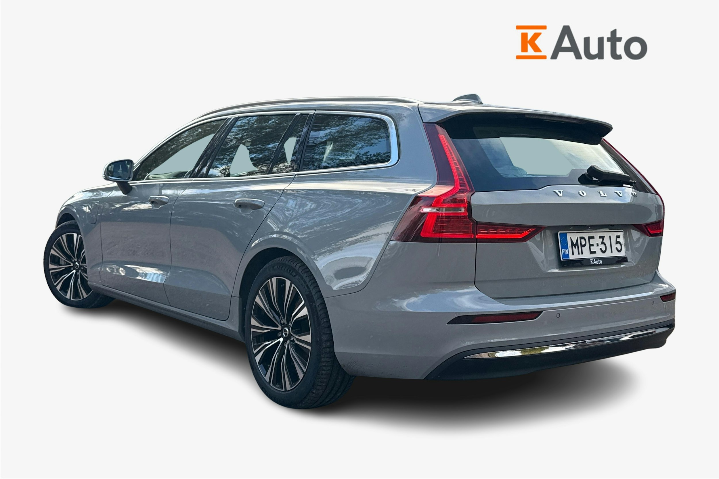 harmaa Volvo V60 2023 kuva 2.