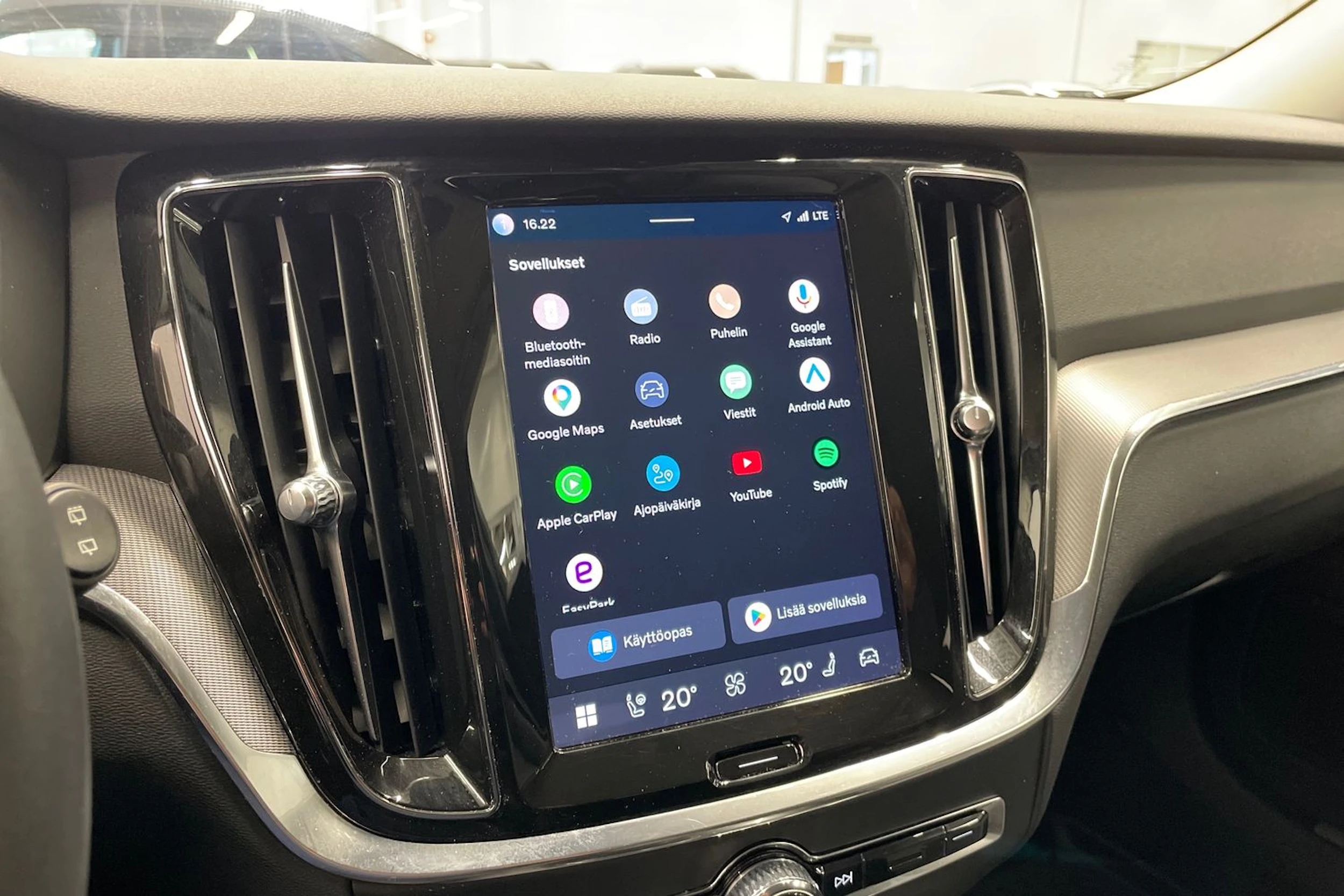 ruskea (beige) Volvo V60 2023 kuva 21.