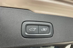 ruskea (beige) Volvo V60 2023 kuva 30.