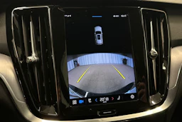 musta Volvo V60 2023 kuva 24.