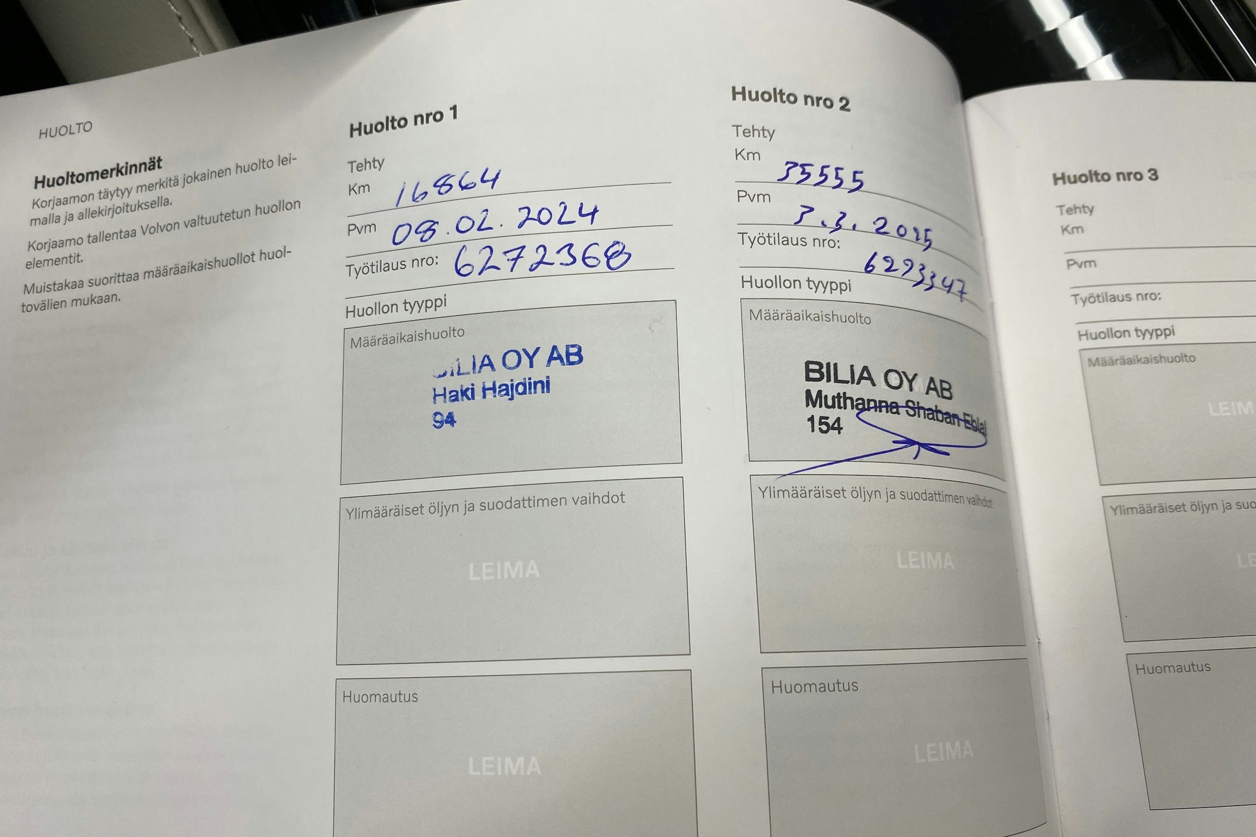 musta Volvo V60 2023 kuva 29.