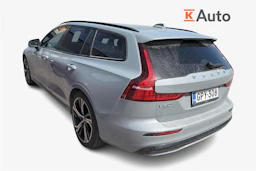 harmaa Volvo V60 2024 kuva 2.