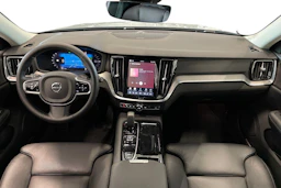 harmaa Volvo V60 2025 kuva 9.