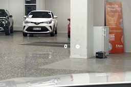 valkoinen Volvo V60 2025 kuva 18.