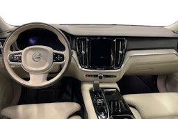 harmaa Volvo V60 2024 kuva 9.