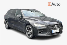 musta Volvo V60 2024 kuva 1.