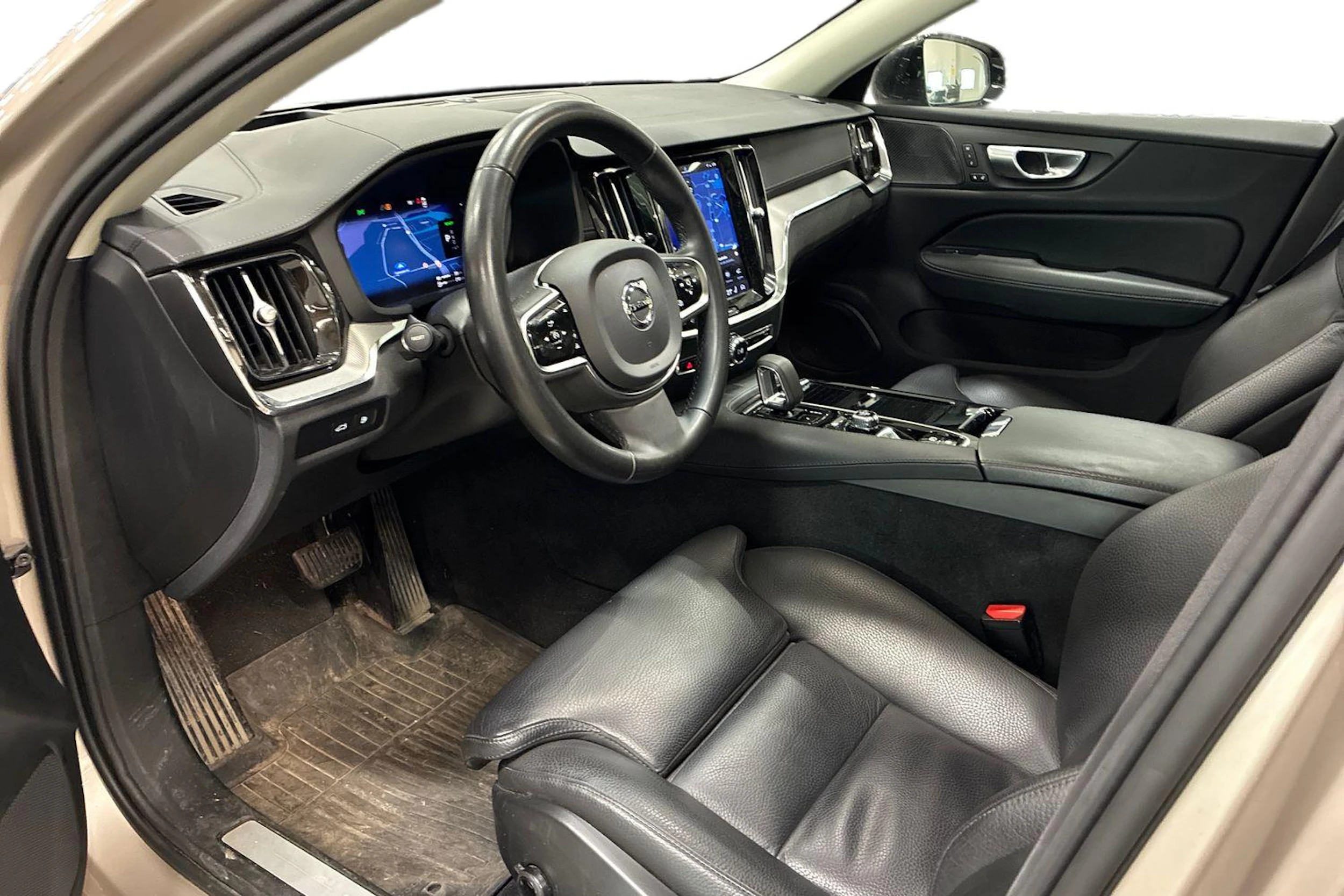 ruskea (beige) Volvo V60 2024 kuva 3.
