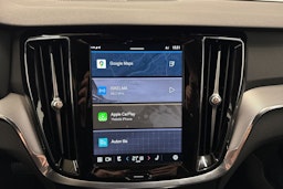 musta Volvo V60 2025 kuva 21.