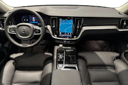 harmaa Volvo V60 2026 kuva 9.