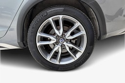 harmaa Volvo V60 Cross Country 2015 kuva 11.