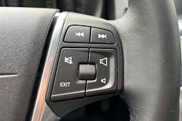 harmaa Volvo V60 Cross Country 2015 kuva 20.