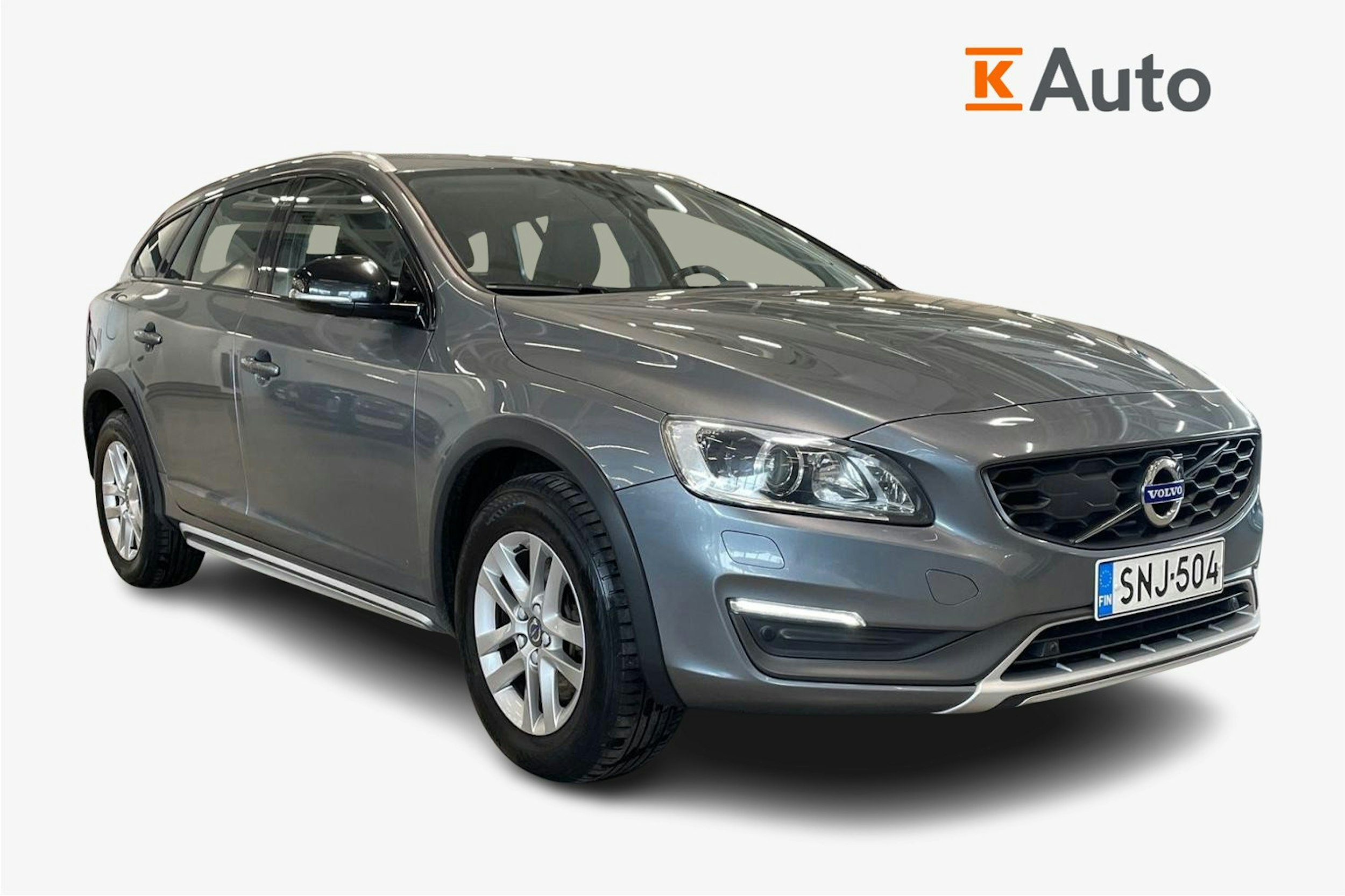 harmaa Volvo V60 Cross Country 2015 kuva 1.