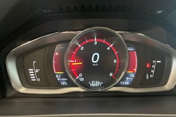 harmaa Volvo V60 Cross Country 2015 kuva 18.