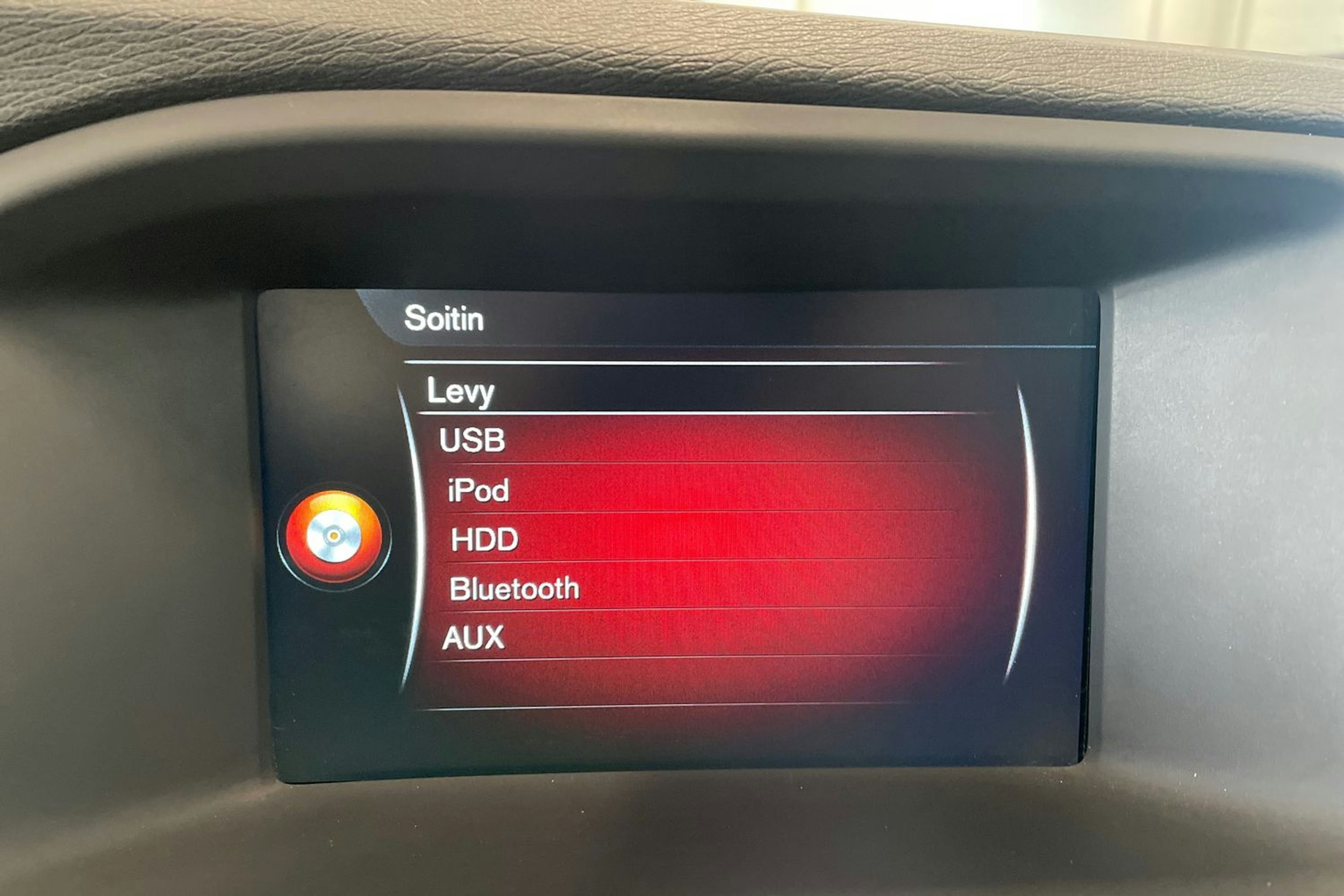harmaa Volvo V60 Cross Country 2015 kuva 23.