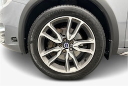 harmaa Volvo V60 Cross Country 2016 kuva 11.