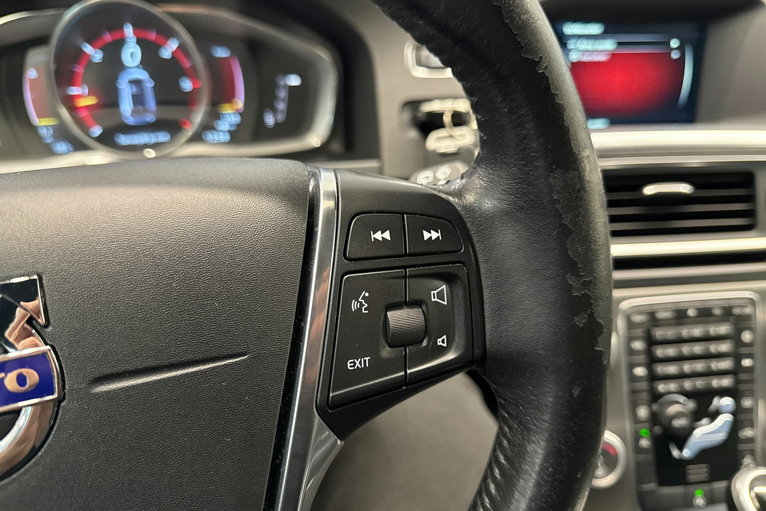 Valkoinen Volvo V60 Cross Country 2016 kuva 17.