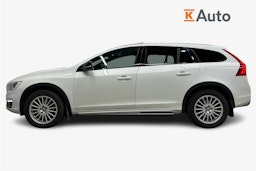valkoinen Volvo V60 Cross Country 2016 kuva 6.