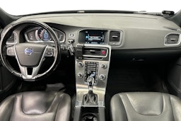valkoinen Volvo V60 Cross Country 2016 kuva 9.