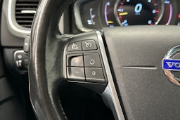 valkoinen Volvo V60 Cross Country 2016 kuva 19.
