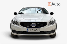 valkoinen Volvo V60 Cross Country 2016 kuva 4.