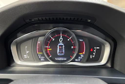 valkoinen Volvo V60 Cross Country 2016 kuva 15.