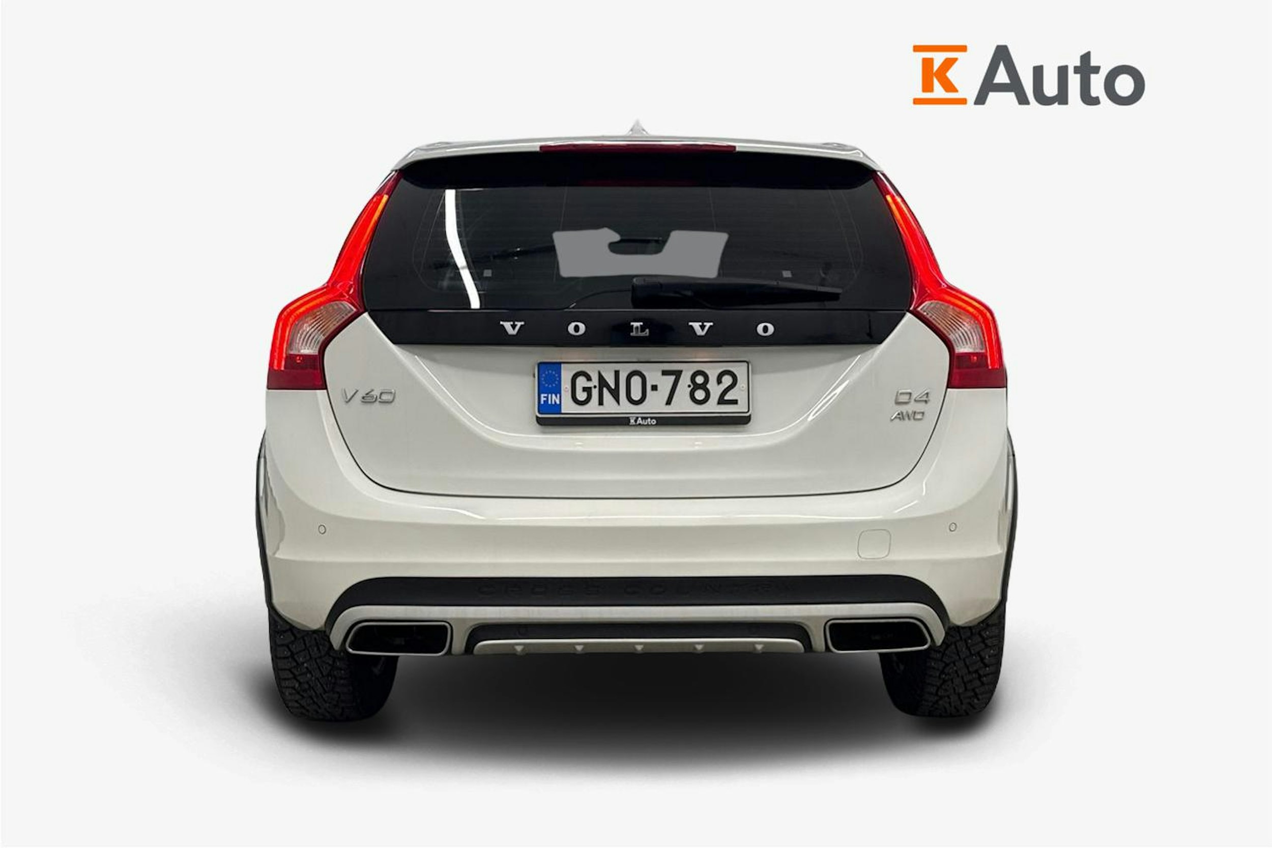 Valkoinen Volvo V60 Cross Country 2016 kuva 3.