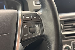 Valkoinen Volvo V60 Cross Country 2016 kuva 17.