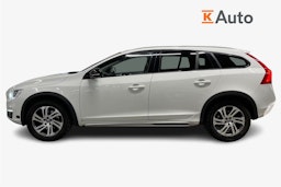 Valkoinen Volvo V60 Cross Country 2016 kuva 6.
