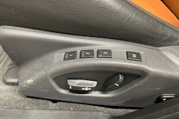 Valkoinen Volvo V60 Cross Country 2016 kuva 24.