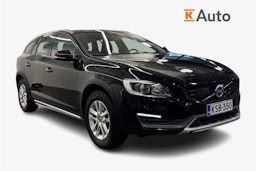Musta Volvo V60 Cross Country 2016 kuva 1.