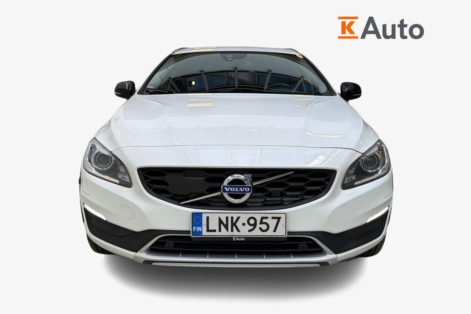 Volvo V60 Cross Country 2016, kuva 4/22