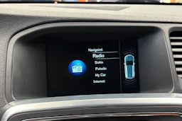 ruskea (beige) Volvo V60 Cross Country 2016 kuva 18.