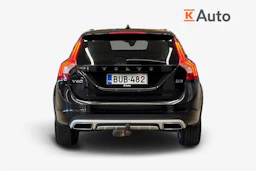 musta Volvo V60 Cross Country 2017 kuva 3.