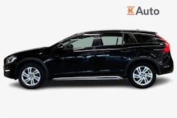 musta Volvo V60 Cross Country 2017 kuva 5.