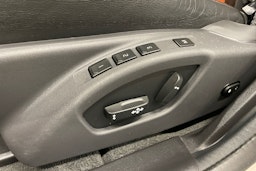 ruskea (beige) Volvo V60 Cross Country 2017 kuva 16.