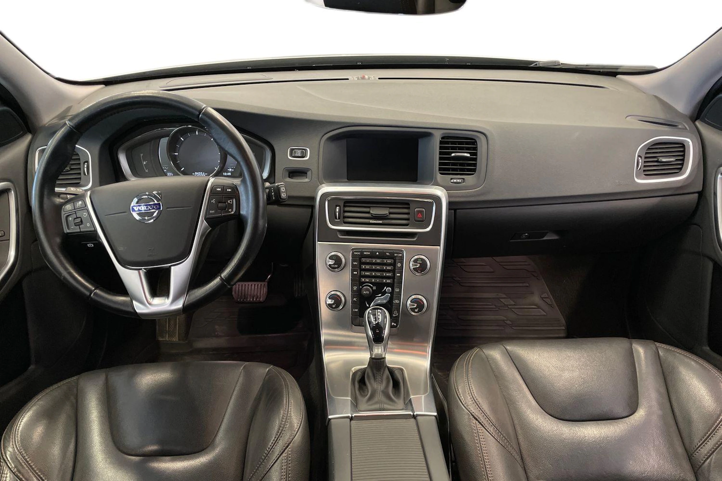 ruskea (beige) Volvo V60 Cross Country 2017 kuva 7.