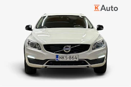 valkoinen Volvo V60 Cross Country 2017 kuva 4.