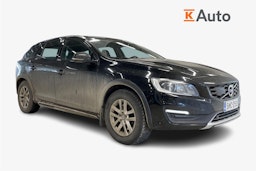 musta Volvo V60 Cross Country 2017 kuva 1.