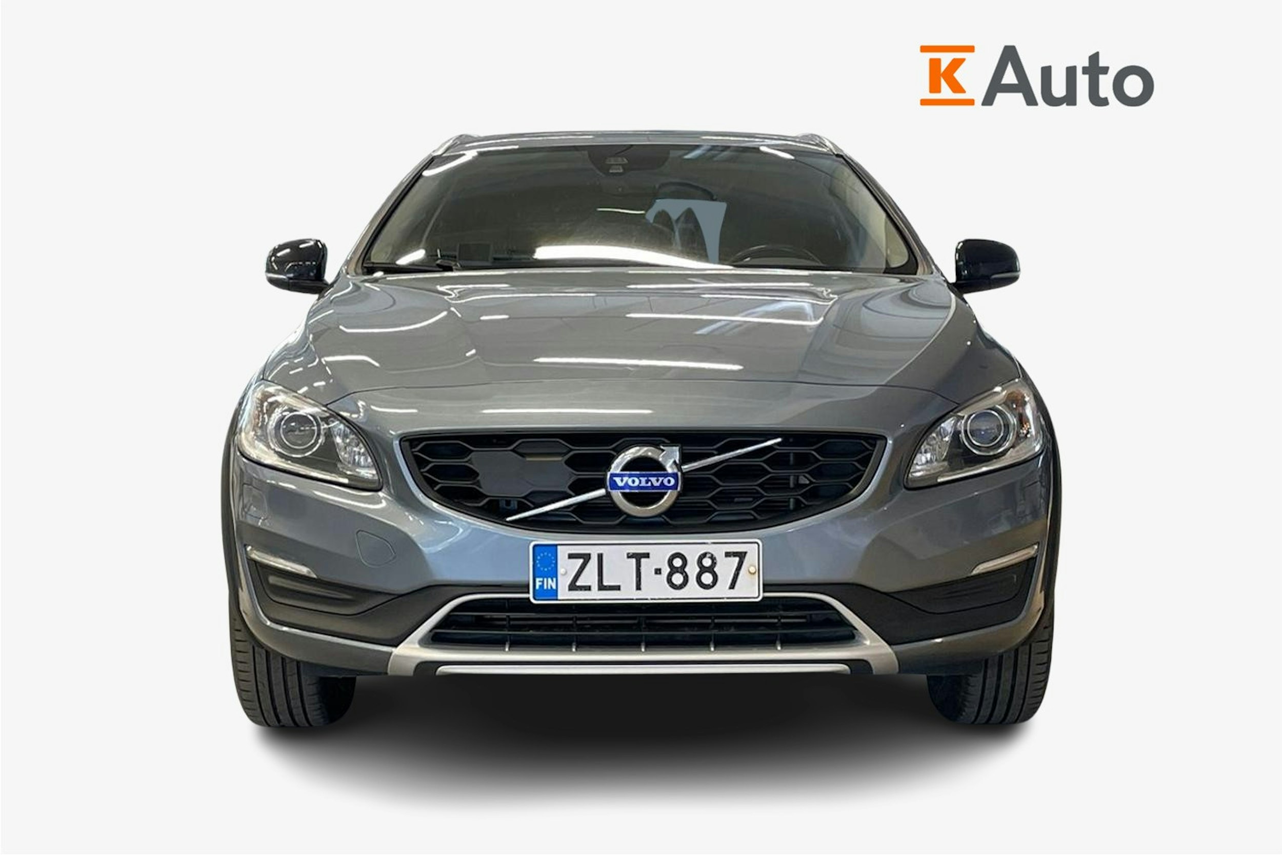 Sininen Volvo V60 Cross Country 2018 kuva 5.