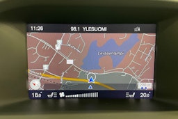 Sininen Volvo V60 Cross Country 2018 kuva 15.