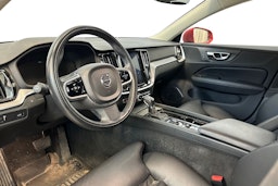 punainen Volvo V60 Cross Country 2019 kuva 3.