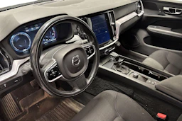 valkoinen Volvo V60 Cross Country 2019 kuva 3.