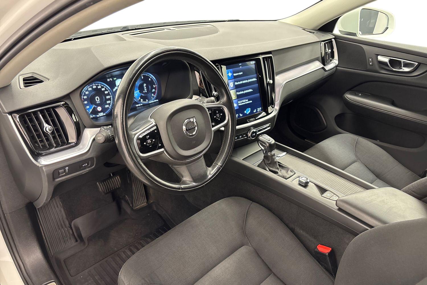 Volvo V60 Cross Country 2019, kuva 6/25